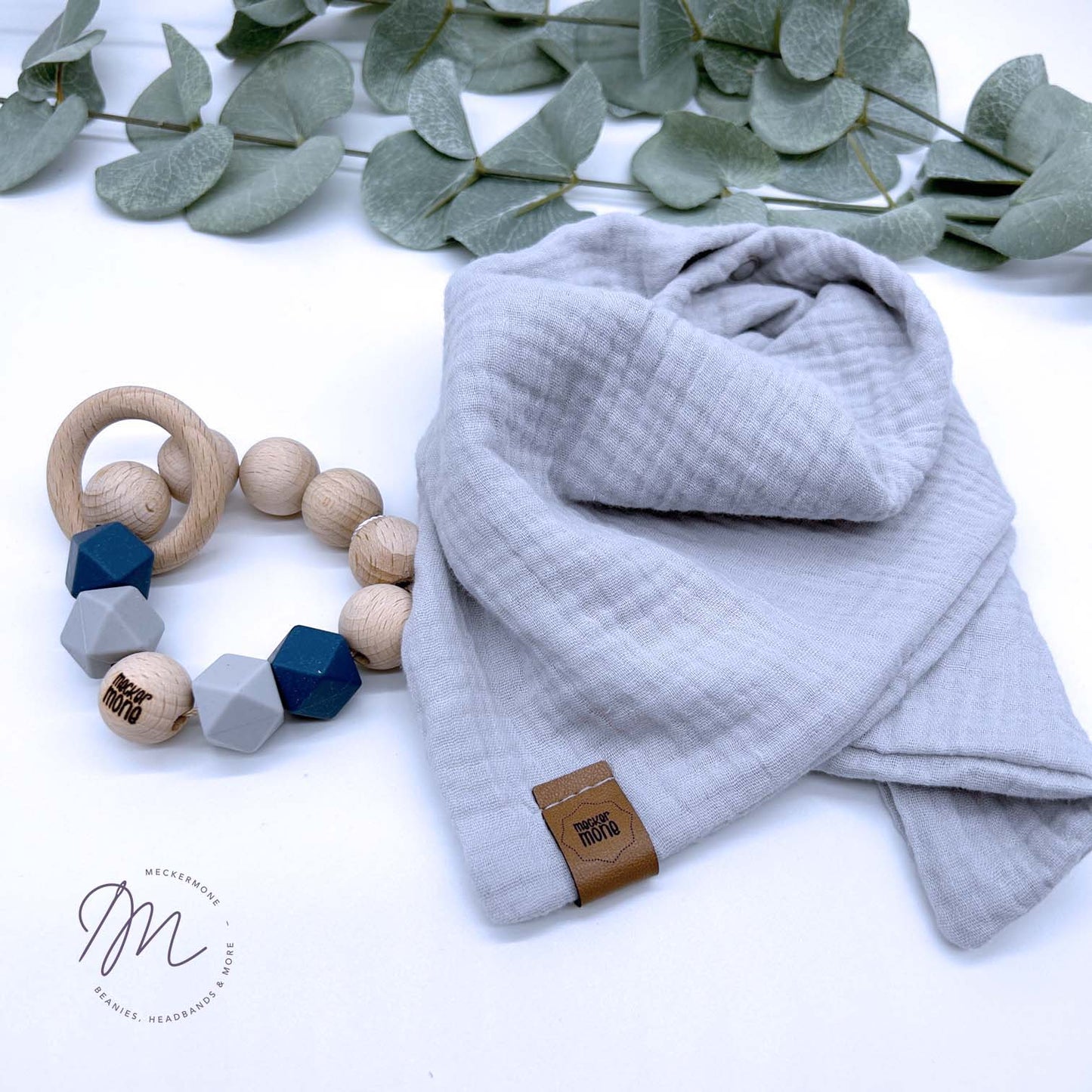 Handgemachter Baby Greifring aus Naturmaterialien – sicheres Geschenk zur Geburt