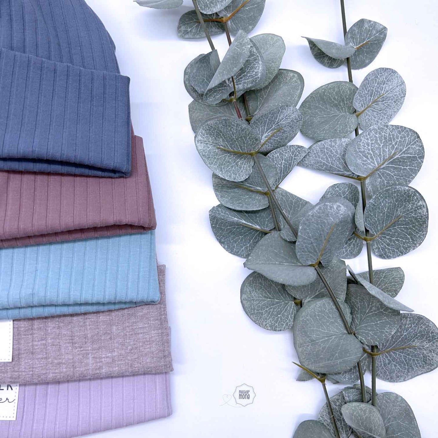 Frühlings-Statement Beanies