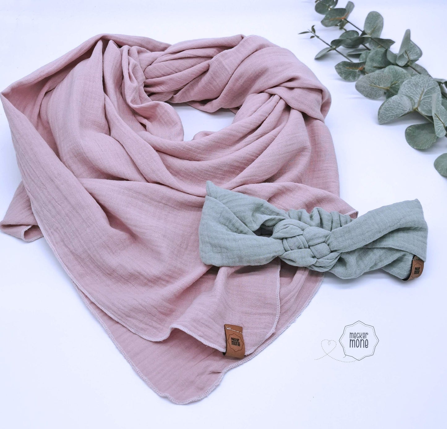 Cloth mom